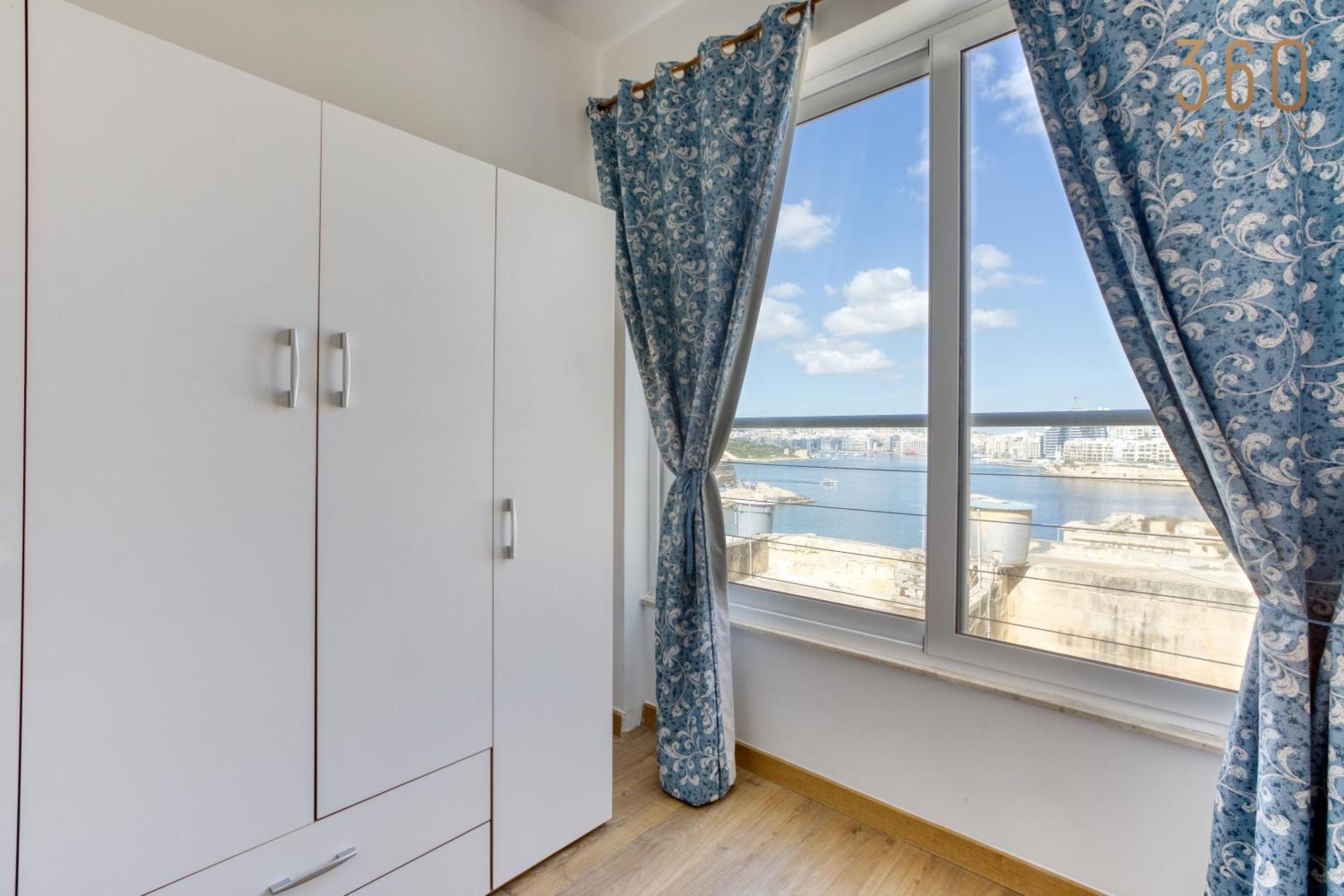 Charming Home With Sea Views & Maltese Balcony By 360 Estates Valletta Ngoại thất bức ảnh